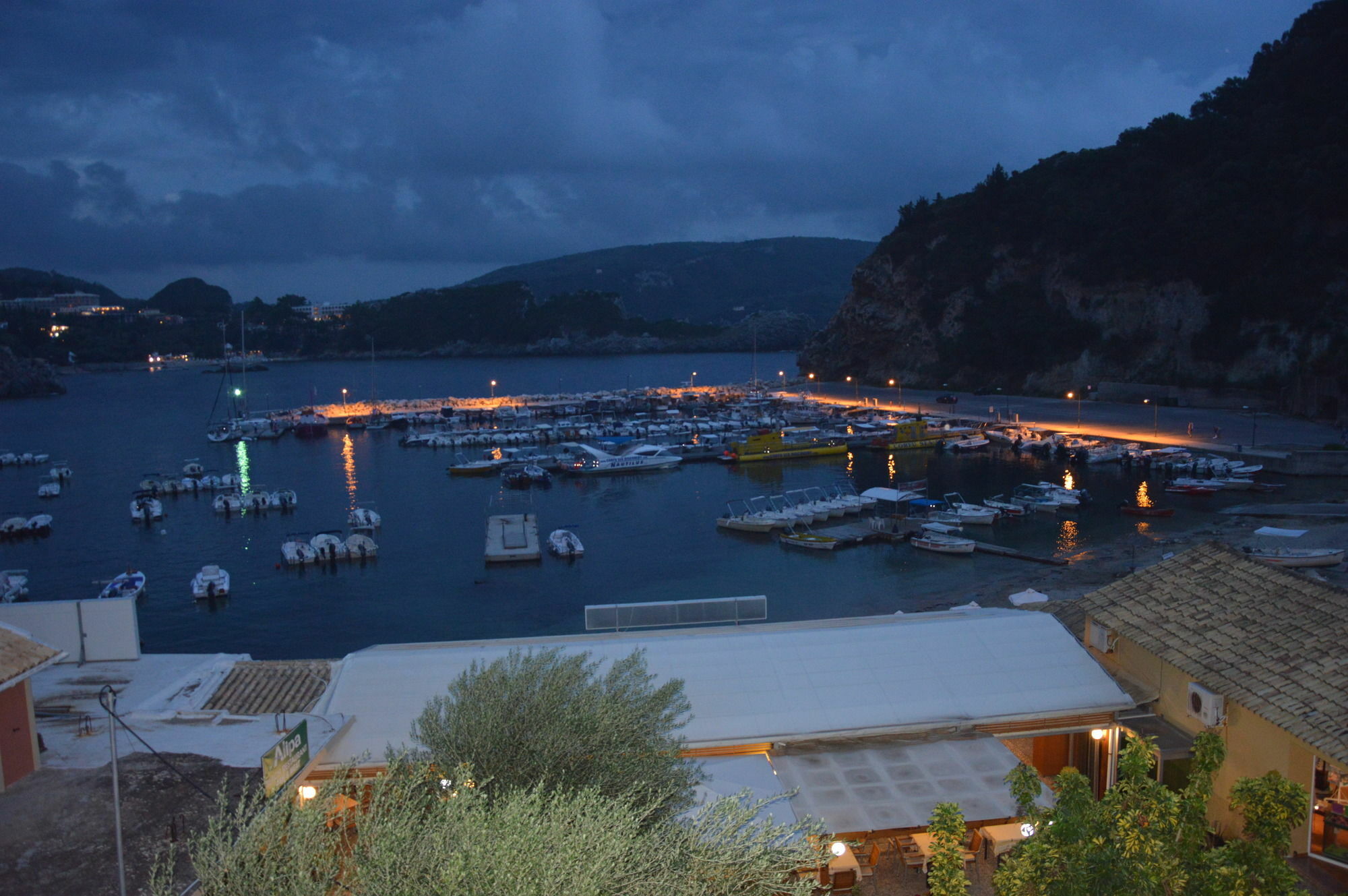 Akis Apartments Paleokastritsa Bagian luar foto